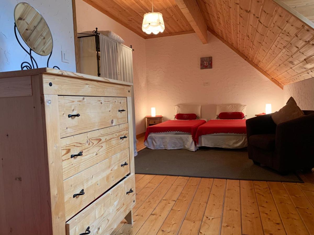 Villa Ferme Noemie Le Bourg-dʼOisans Esterno foto